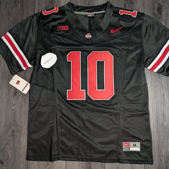 🏈 Julian Sayin #10 Ohio Buckeyes Stitched Jersey BLACKOUT Men's Sizes - Picture 5 of 7